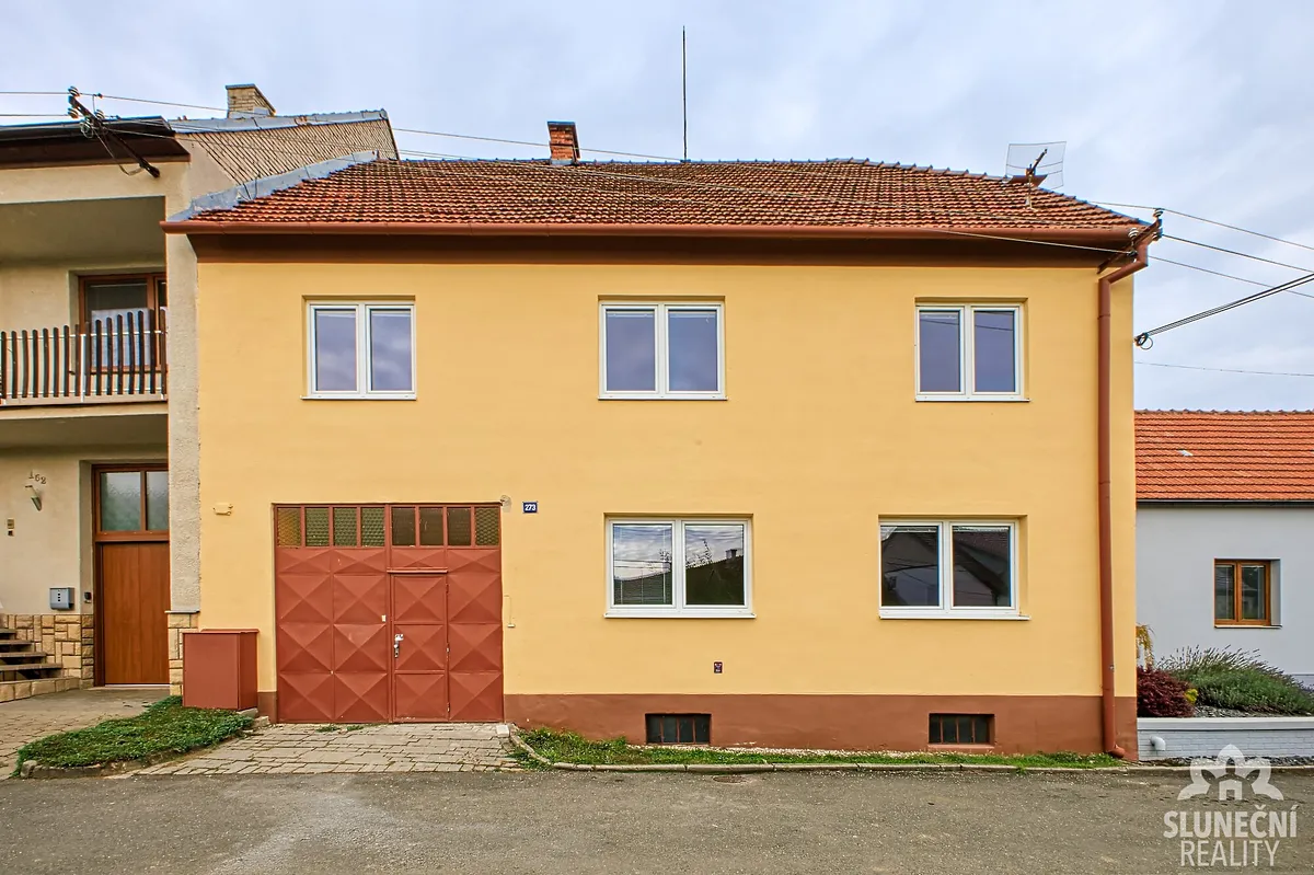 Prodej rodinného domu 247 m², pozemek 391 m²